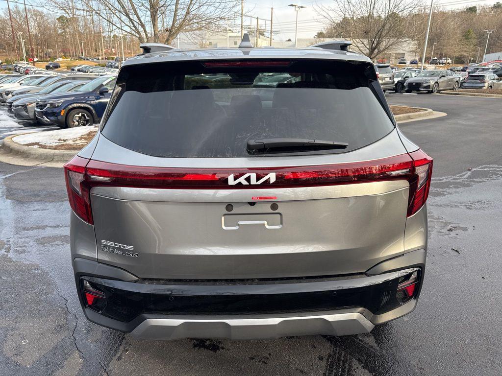 new 2026 Kia Seltos car, priced at $26,330
