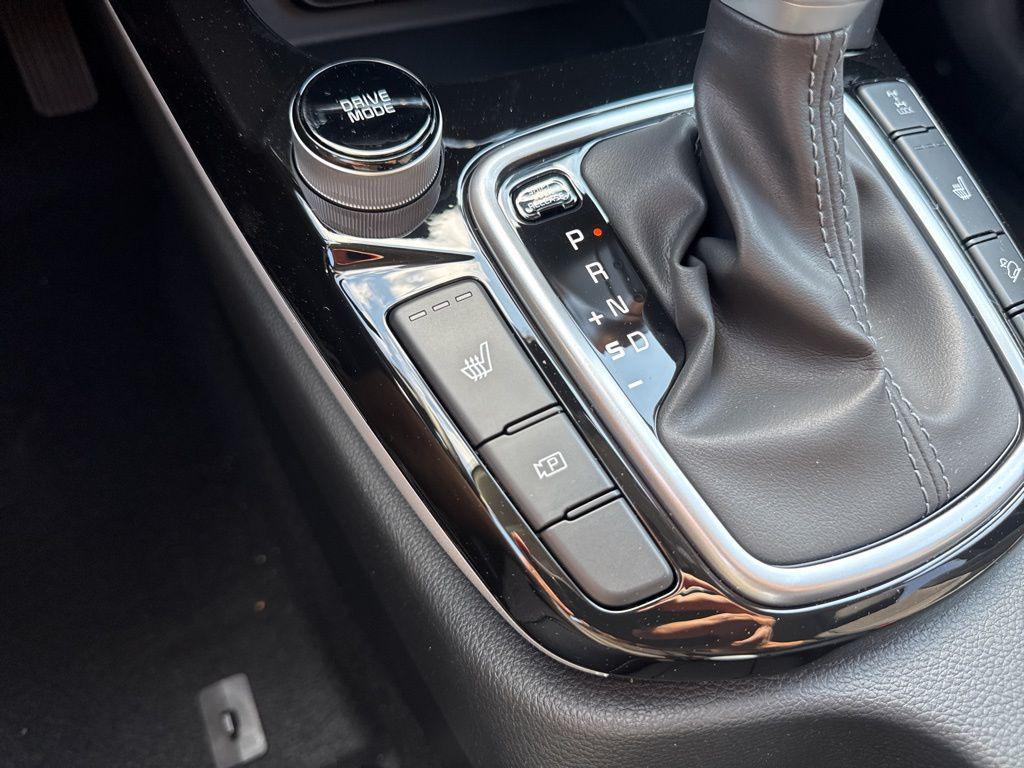 new 2026 Kia Seltos car, priced at $27,330