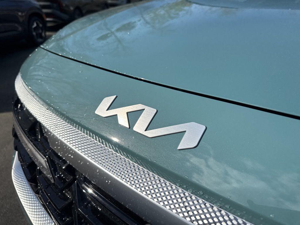 new 2026 Kia Seltos car, priced at $27,330