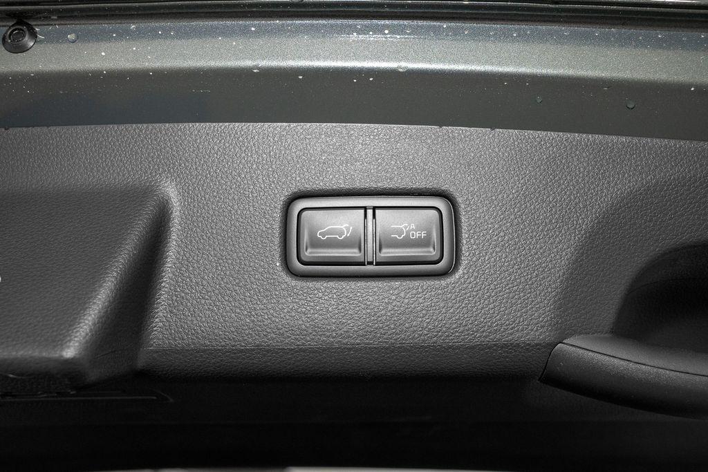 new 2026 Kia Carnival car, priced at $45,351