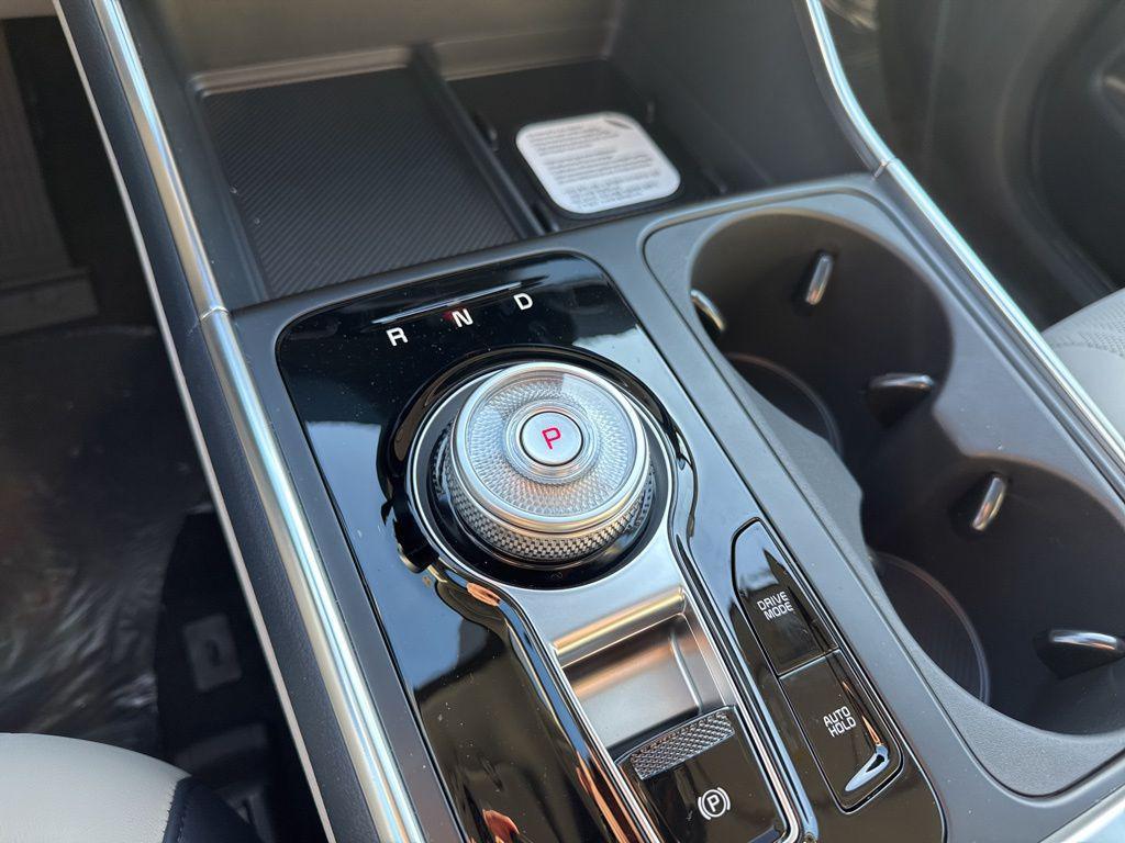 new 2026 Kia Carnival Hybrid car, priced at $47,291