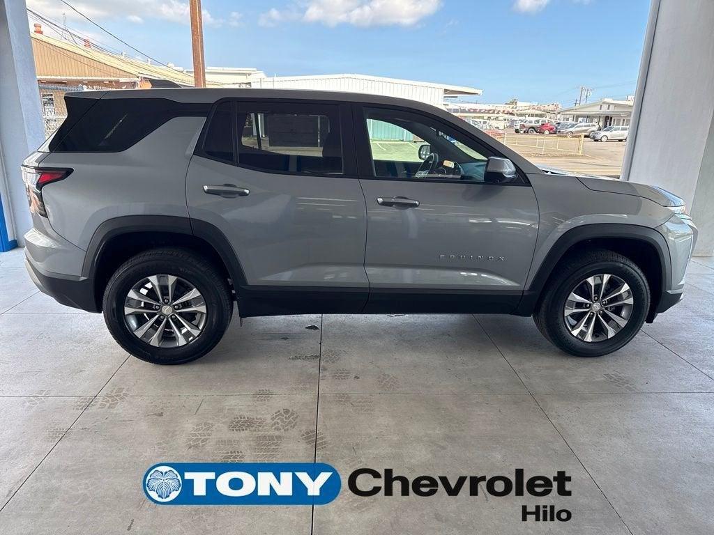 new 2026 Chevrolet Equinox car, priced at $31,990