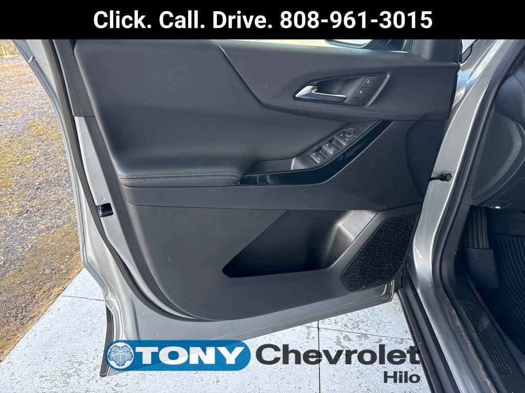 new 2026 Chevrolet Equinox car, priced at $31,990
