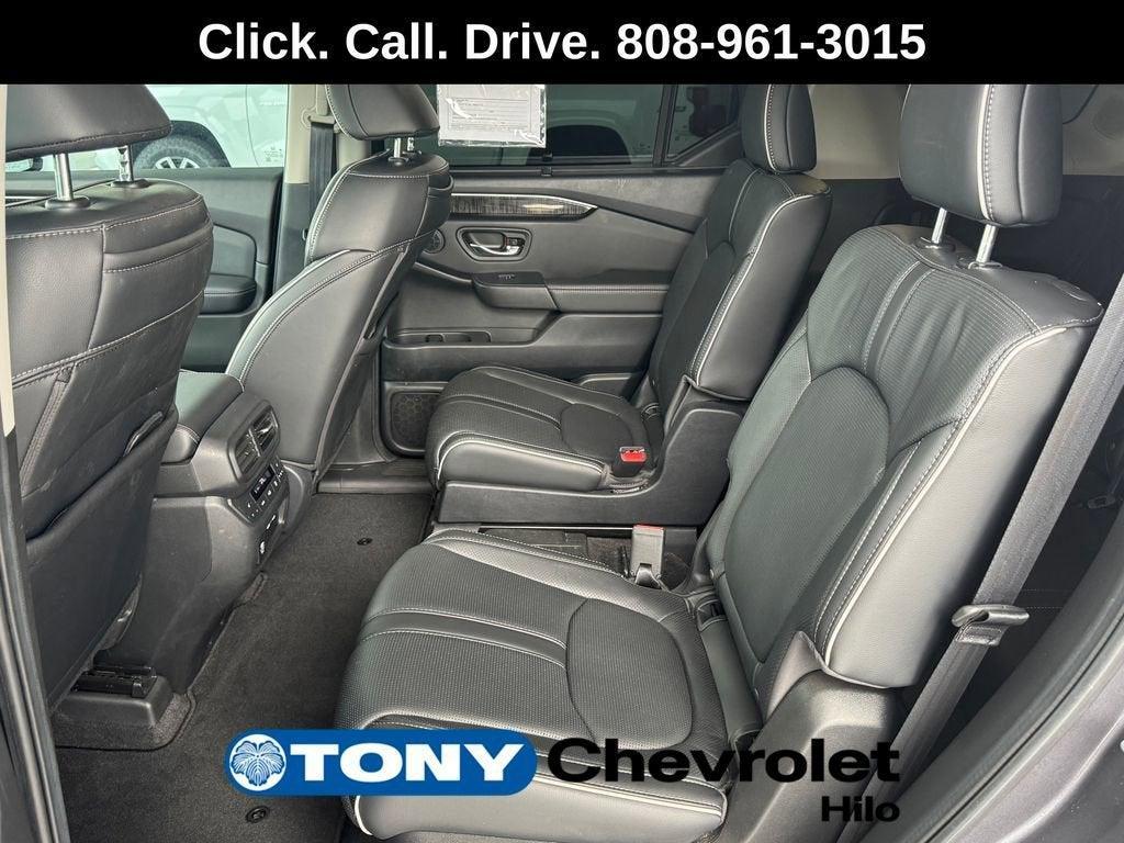 used 2023 Honda Pilot car, priced at $42,995