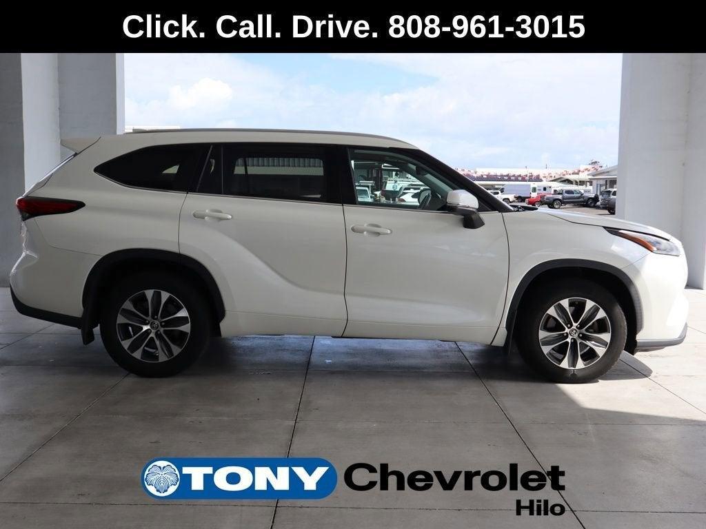 used 2021 Toyota Highlander car, priced at $32,488
