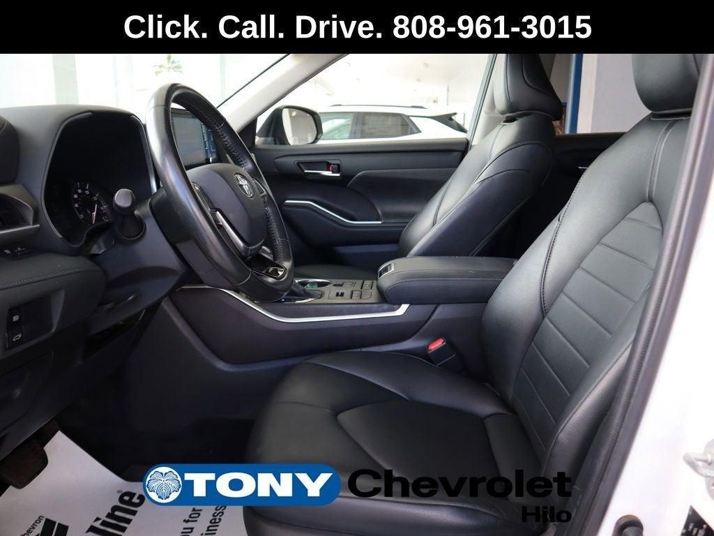 used 2021 Toyota Highlander car, priced at $32,488