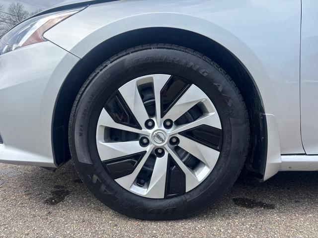 used 2020 Nissan Altima car, priced at $11,495