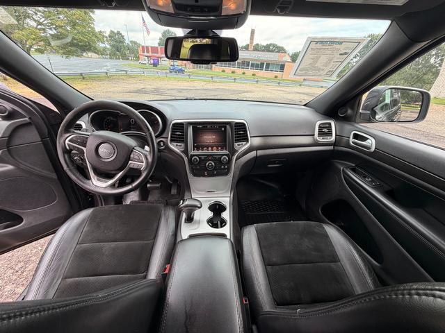 used 2015 Jeep Grand Cherokee car, priced at $12,245