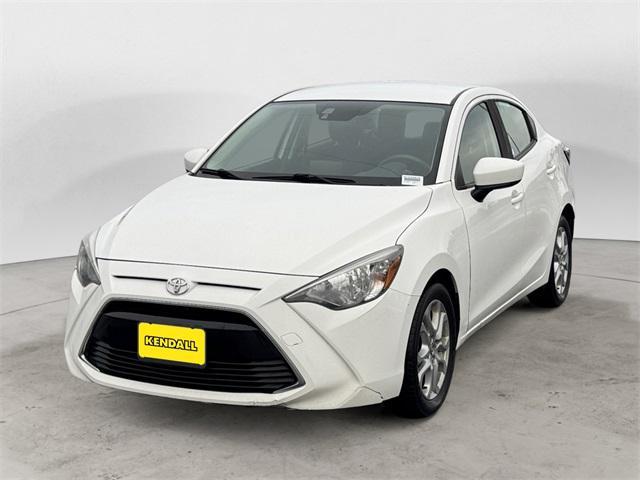 2017 Frost Toyota Yaris iA