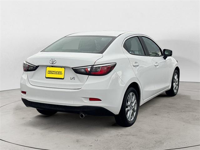 2017 Frost Toyota Yaris iA
