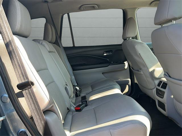 used 2022 Honda Pilot car, priced at $26,826