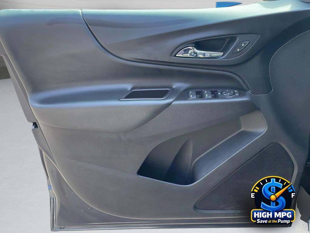 used 2022 Chevrolet Equinox car, priced at $19,999