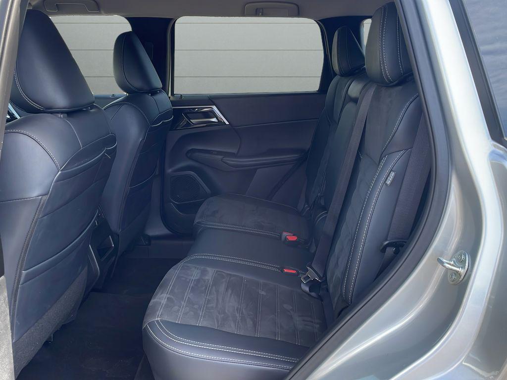 used 2024 Mitsubishi Outlander car, priced at $23,344