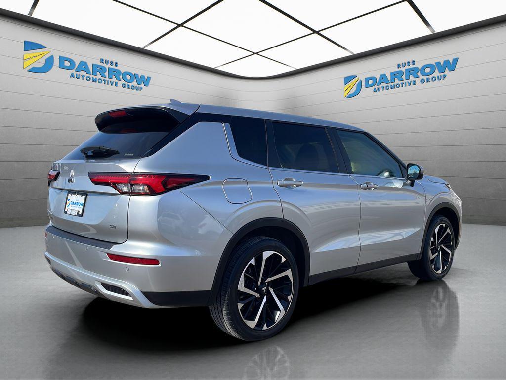 used 2024 Mitsubishi Outlander car, priced at $23,344