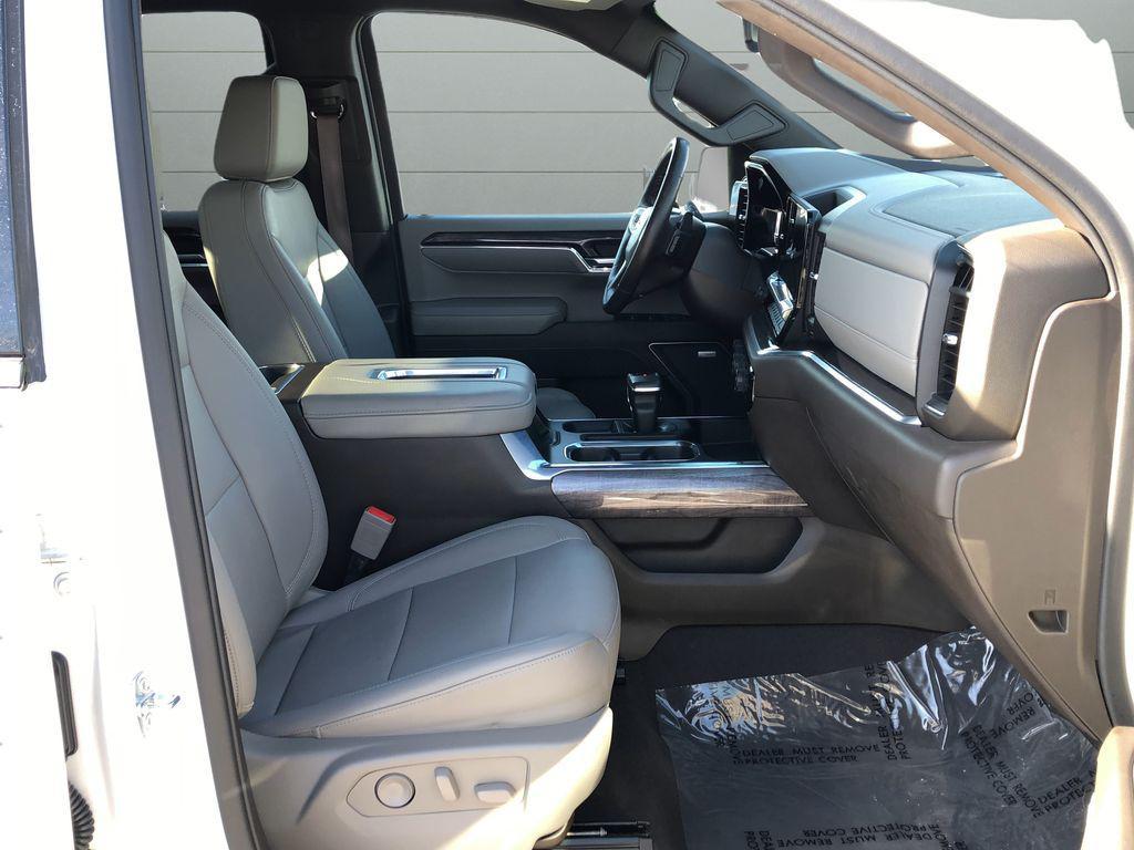 used 2022 Chevrolet Silverado 1500 car, priced at $44,752