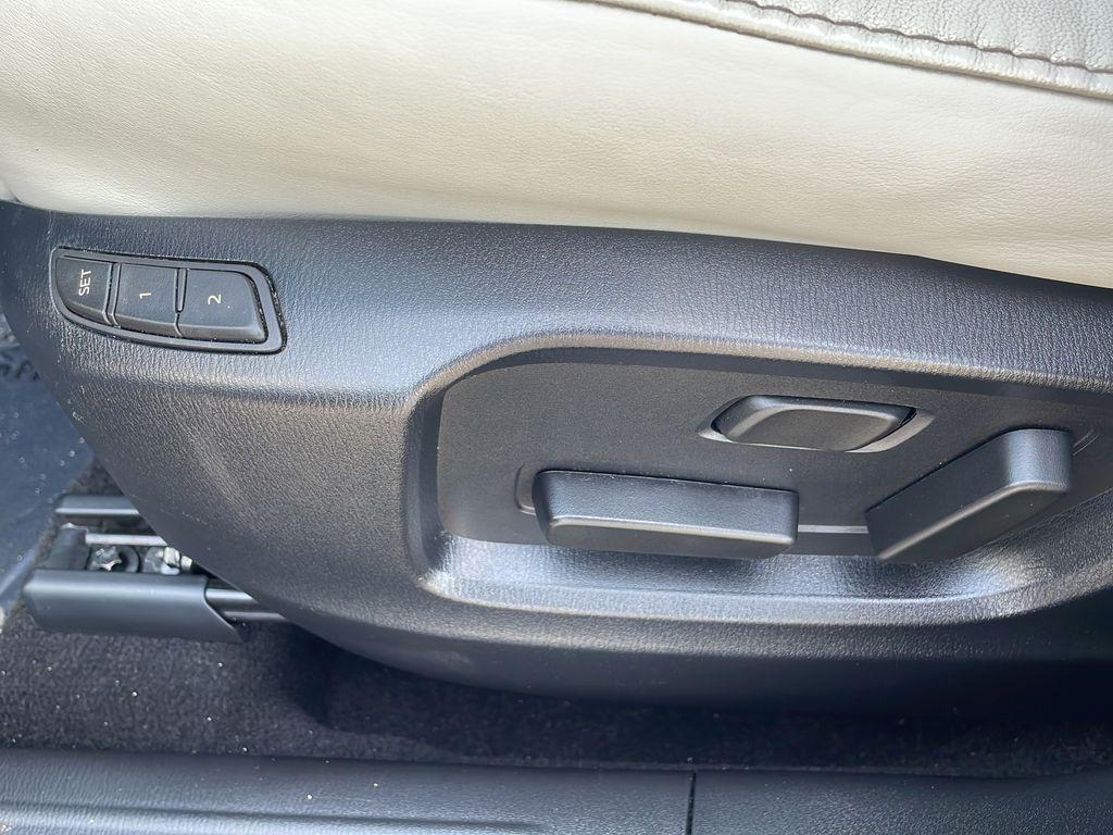 used 2022 Mazda CX-5 car, priced at $25,599