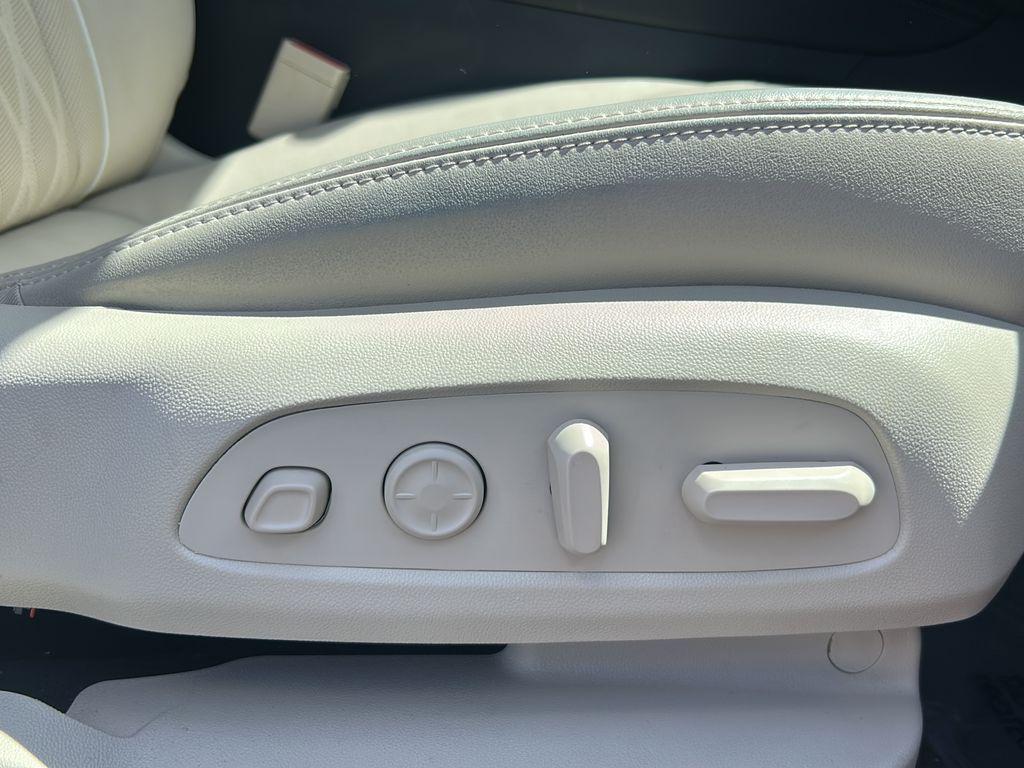 used 2022 Buick Enclave car, priced at $35,999