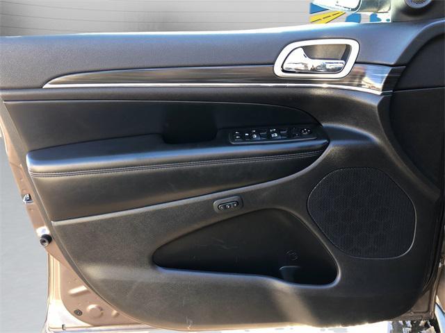 used 2021 Jeep Grand Cherokee car, priced at $22,865