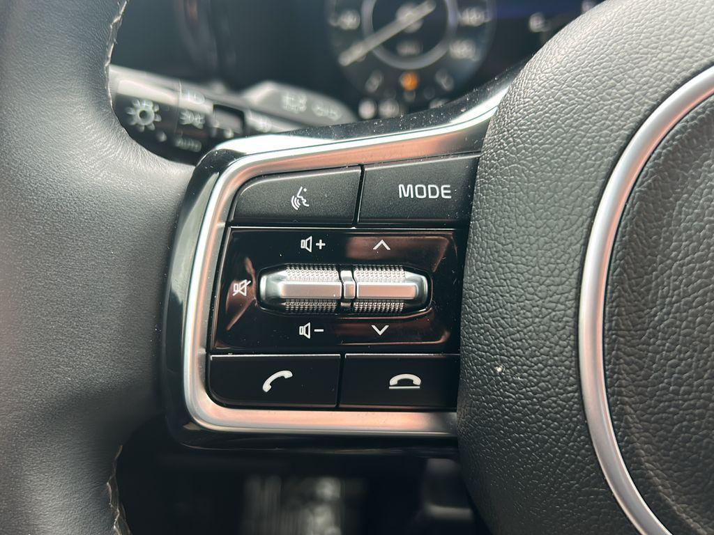 used 2023 Kia Sorento car, priced at $29,494