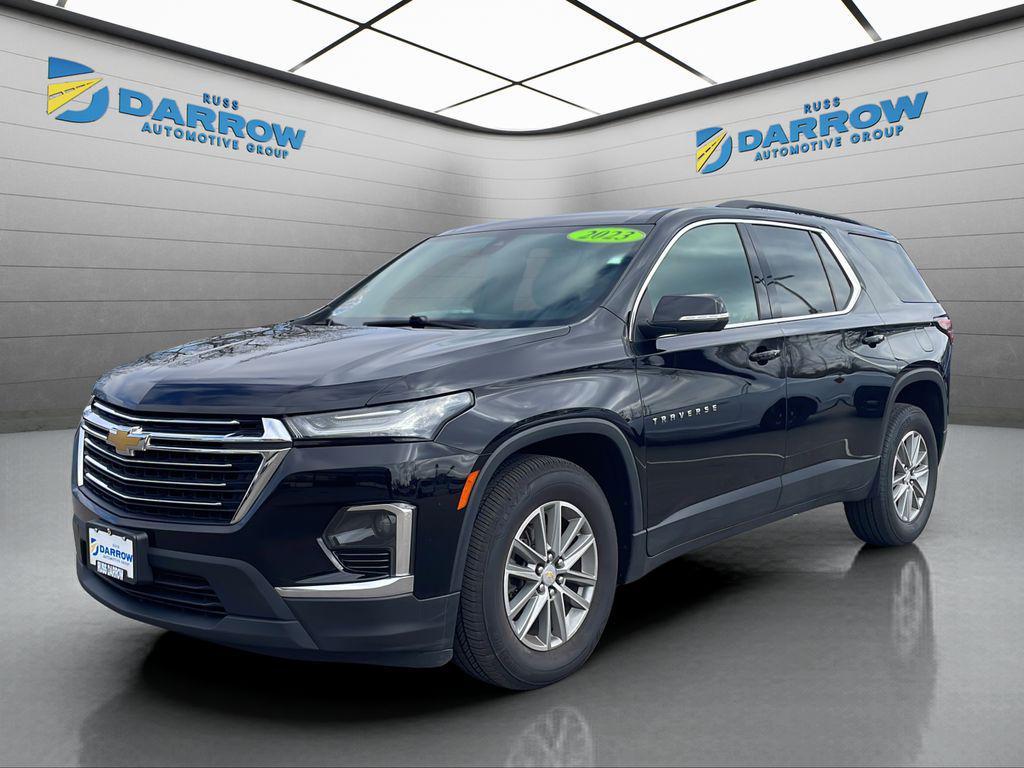 used 2023 Chevrolet Traverse car, priced at $29,498