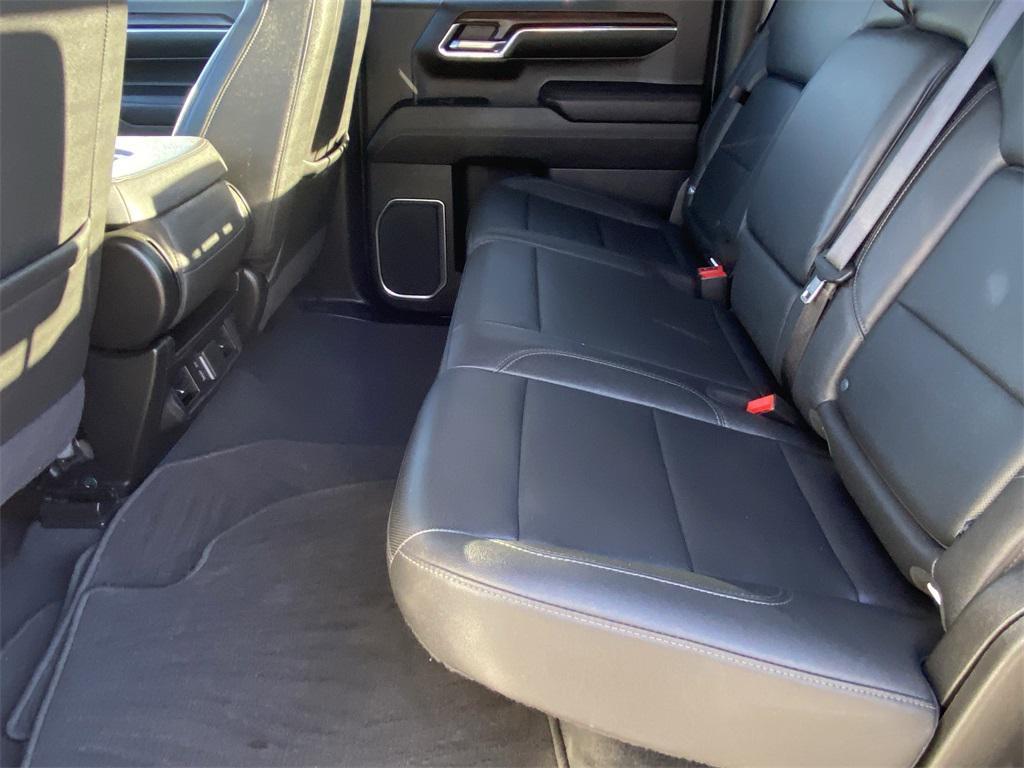 used 2024 GMC Sierra 1500 car, priced at $38,888