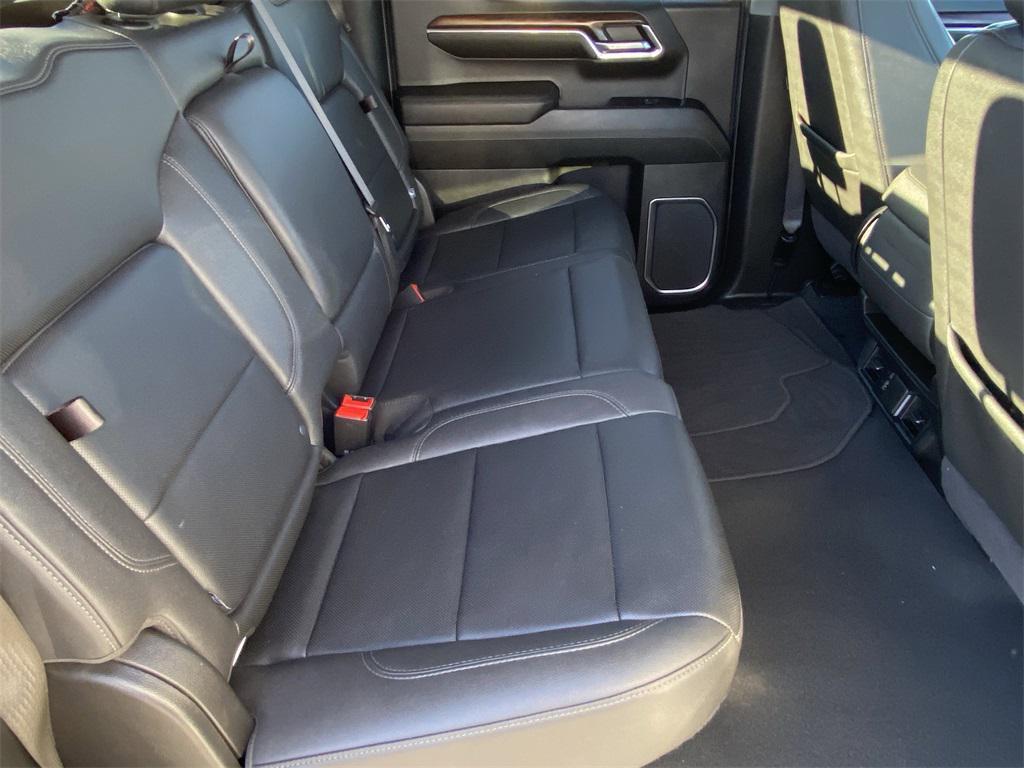 used 2024 GMC Sierra 1500 car, priced at $38,888