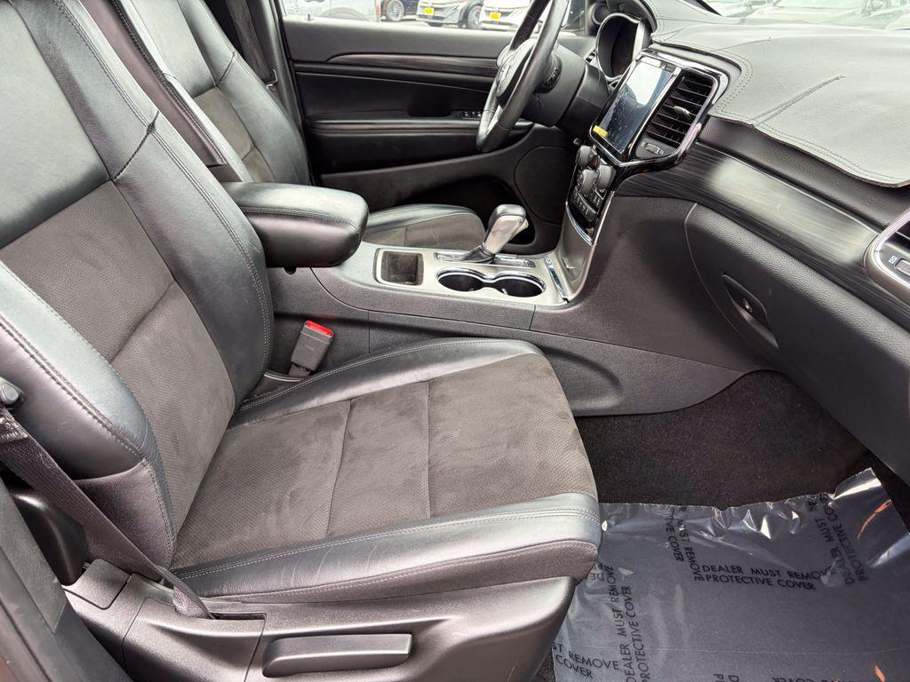 used 2019 Jeep Grand Cherokee car, priced at $17,999