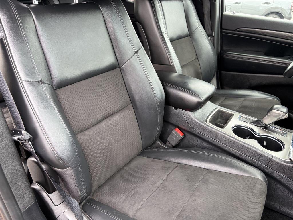 used 2019 Jeep Grand Cherokee car, priced at $17,999