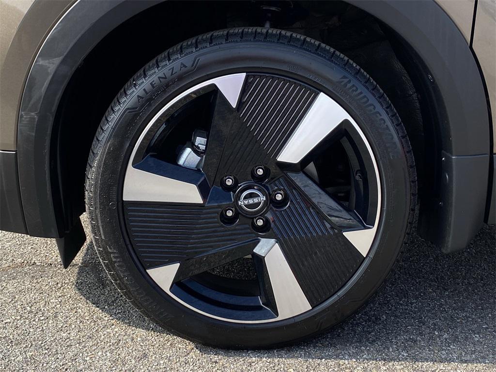 used 2025 Nissan Kicks car, priced at $21,999