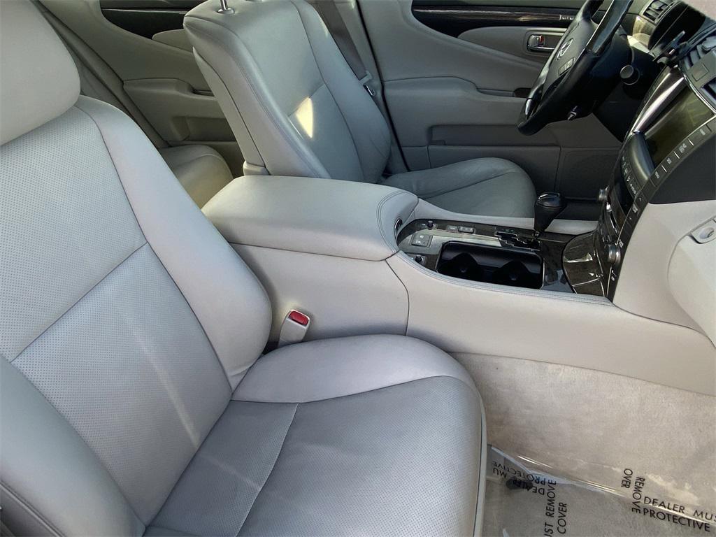 used 2007 Lexus LS 460 car, priced at $7,999