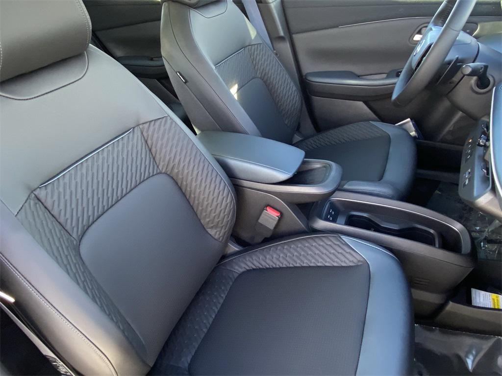 new 2026 Nissan Leaf car, priced at $40,267