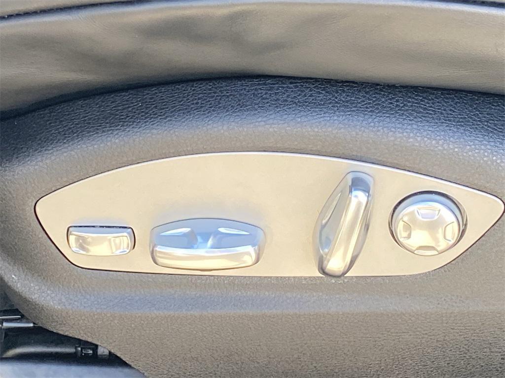 used 2024 Porsche Macan car, priced at $39,888