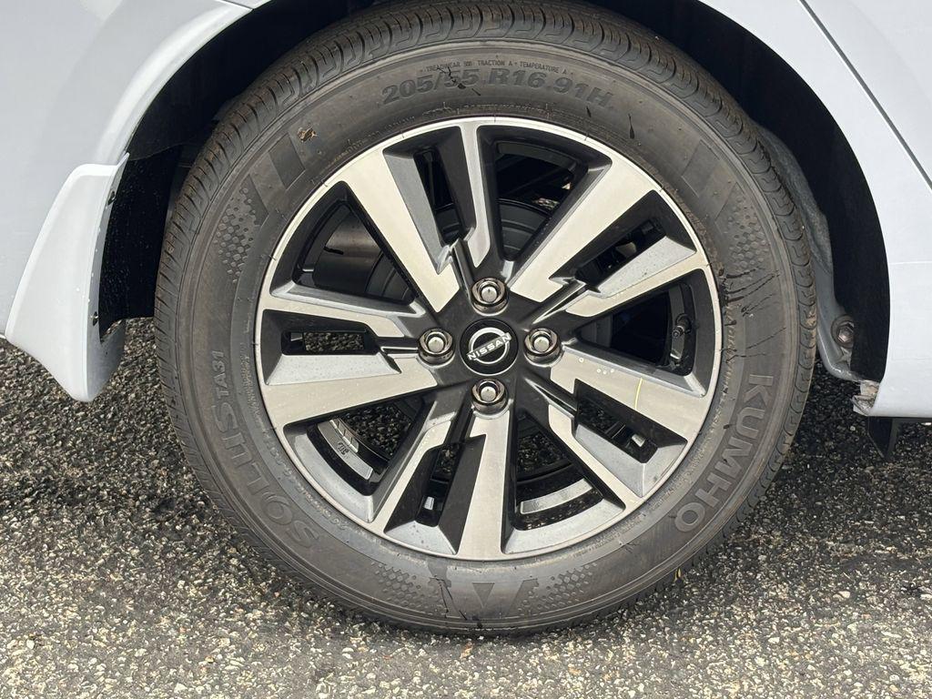 new 2025 Nissan Versa car, priced at $19,997