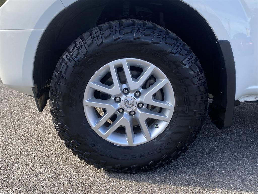 used 2015 Nissan Frontier car, priced at $14,995