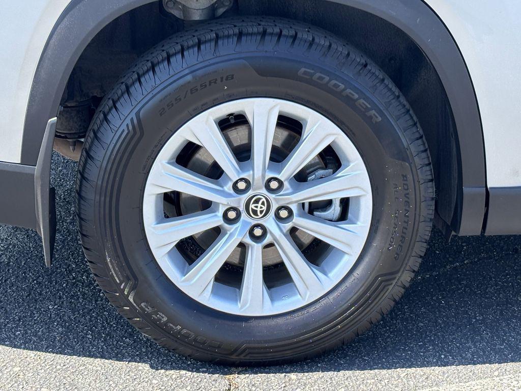 used 2024 Toyota Grand Highlander car, priced at $39,999