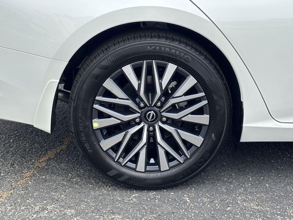 new 2026 Nissan Altima car, priced at $27,734