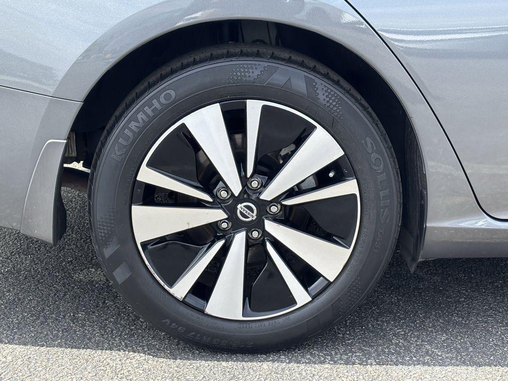 used 2021 Nissan Altima car, priced at $15,999