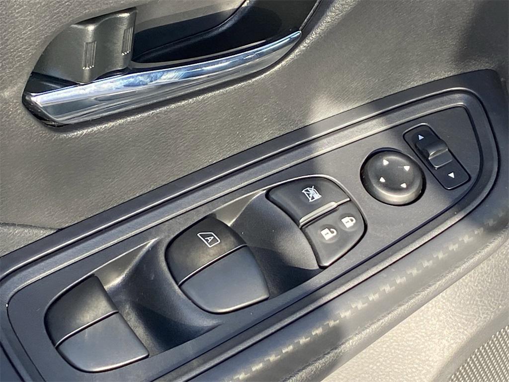 new 2025 Nissan Versa car, priced at $19,997