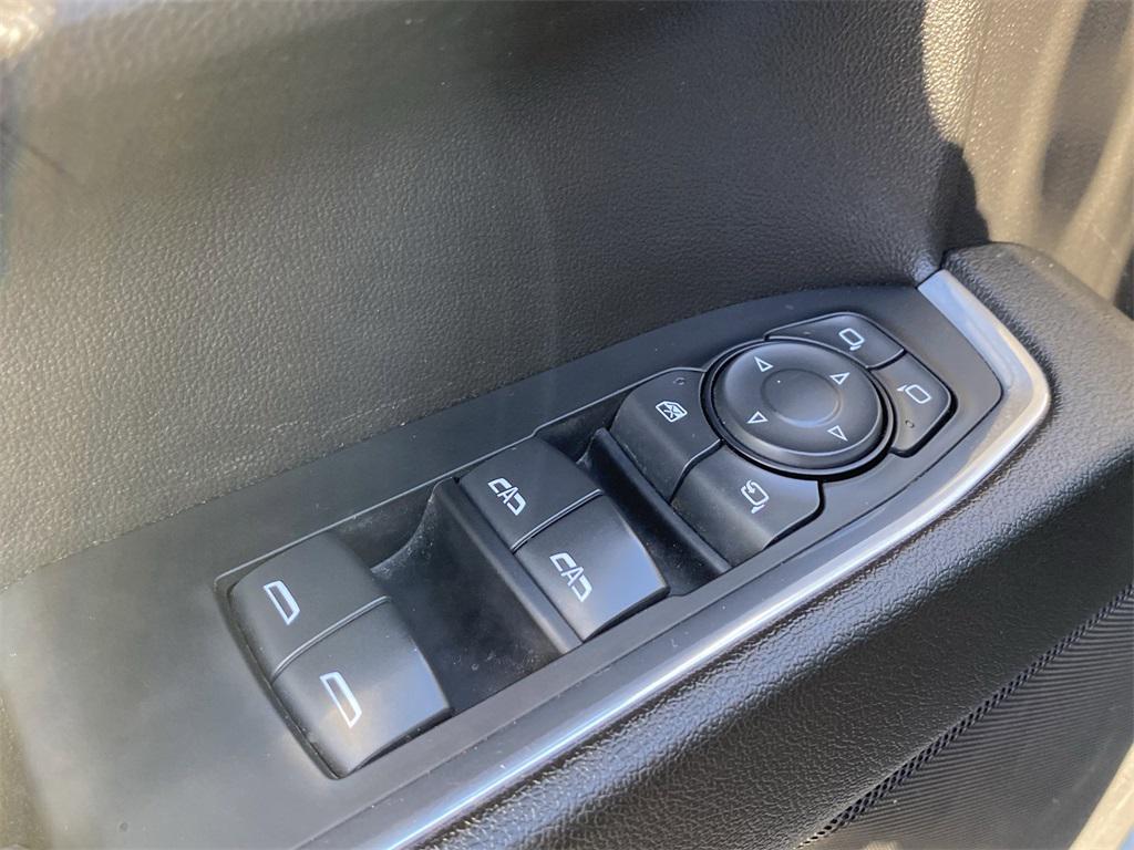 used 2024 GMC Sierra 1500 car, priced at $35,495