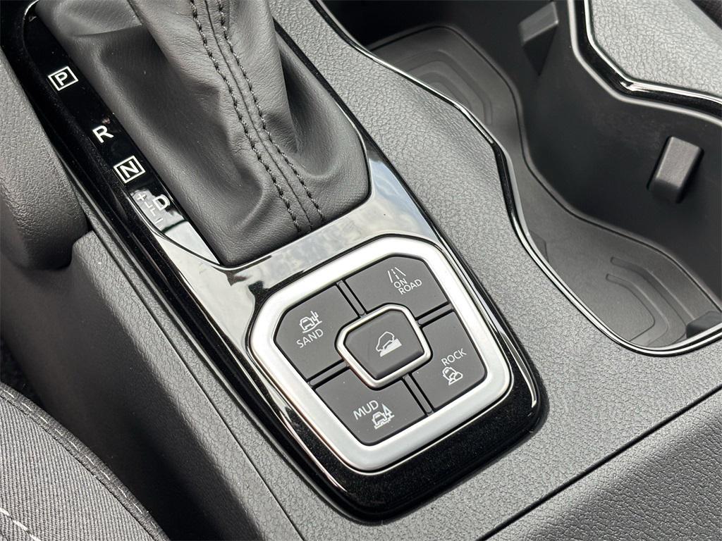 new 2026 Nissan Frontier car, priced at $39,836