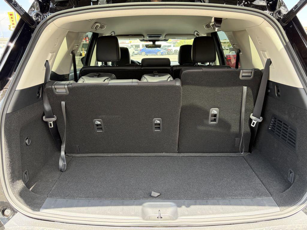 new 2026 Nissan Pathfinder car, priced at $39,174