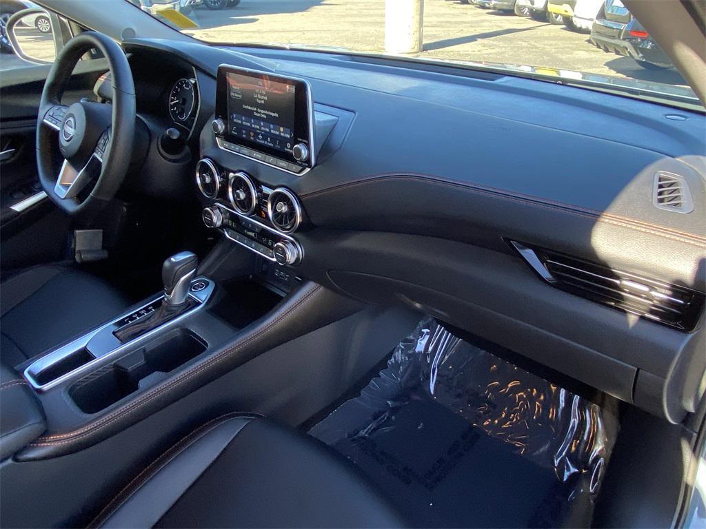 new 2025 Nissan Sentra car, priced at $32,824