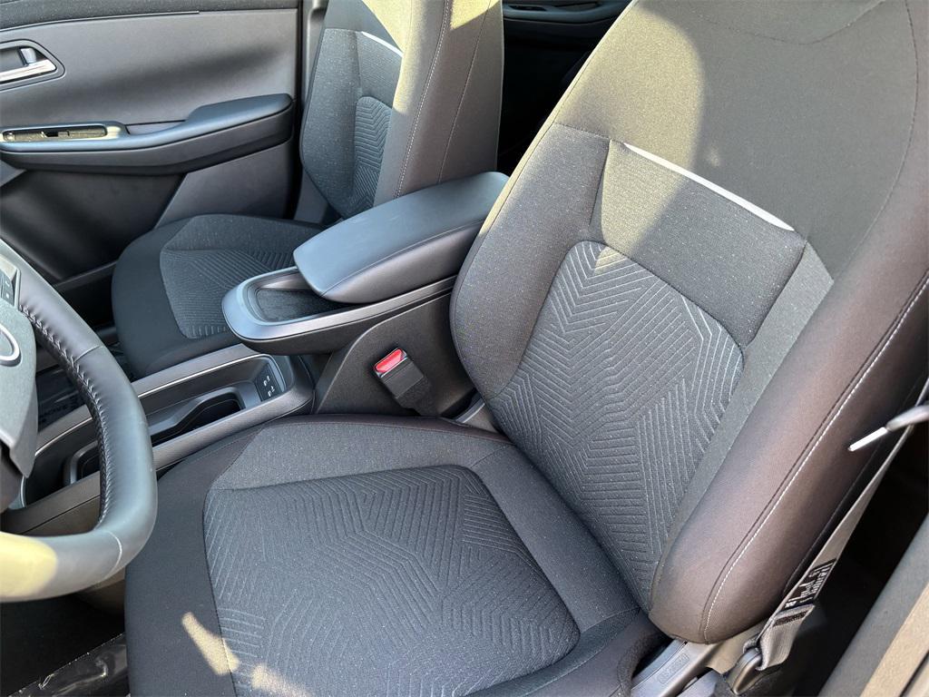 new 2026 Nissan Leaf car, priced at $31,130