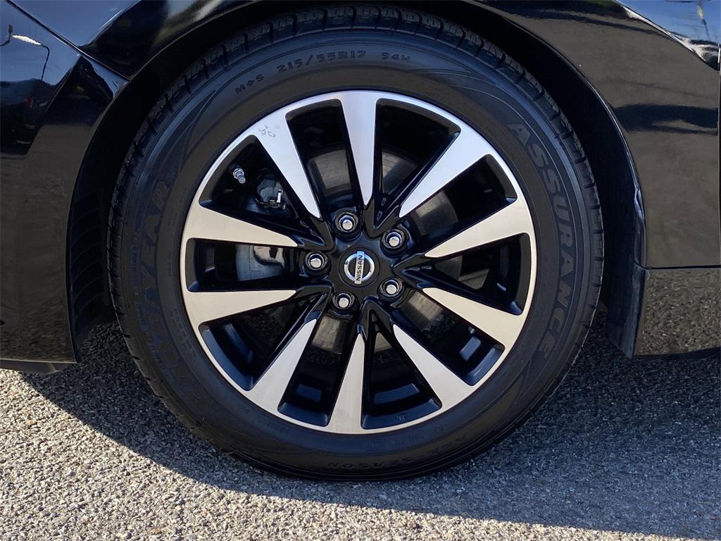 used 2018 Nissan Altima car, priced at $10,999