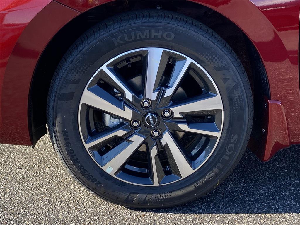 new 2025 Nissan Versa car, priced at $20,076