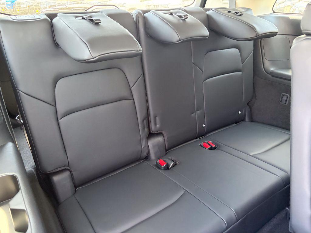 new 2026 Nissan Pathfinder car, priced at $39,174