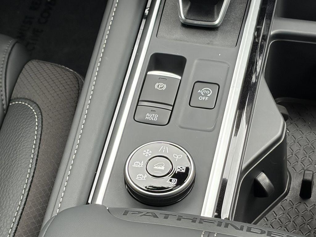 new 2026 Nissan Pathfinder car, priced at $41,474