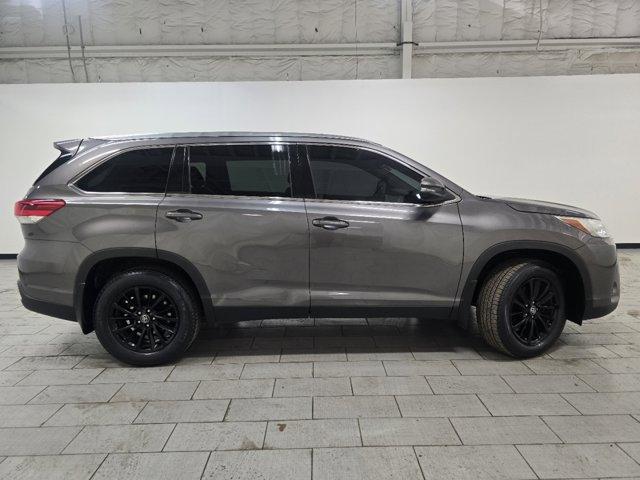 used 2019 Toyota Highlander car, priced at $25,720