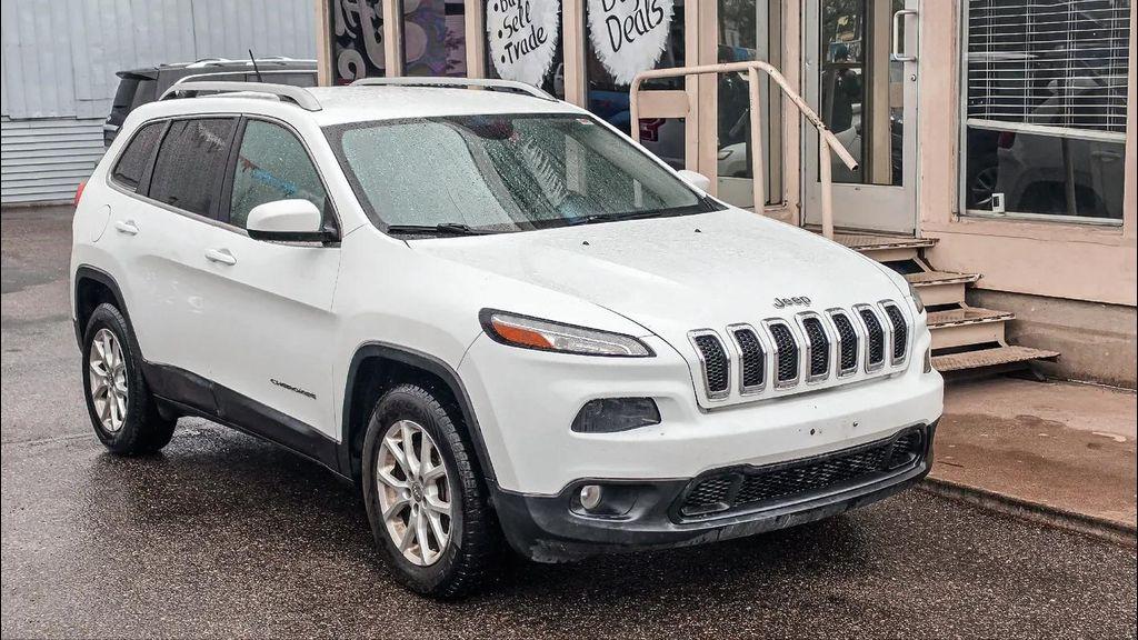 used 2015 Jeep Cherokee car, priced at $8,421