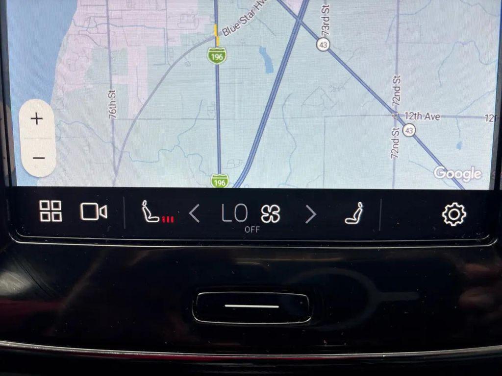 used 2024 Volvo XC40 car, priced at $25,994